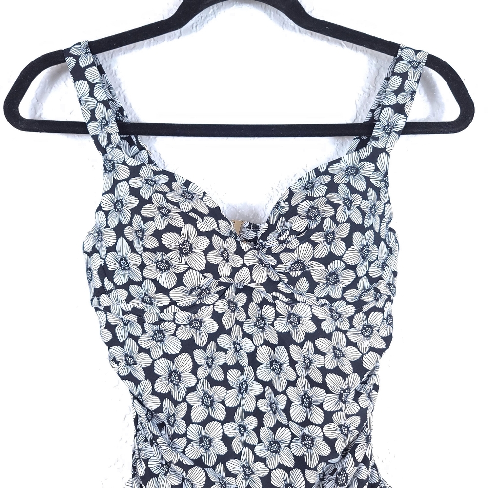 ANNE COLE Floral Twist Bandeau Swimwear - Picture 4 of 11